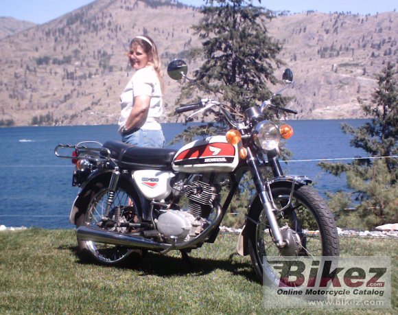 1972 honda cb 100 photo